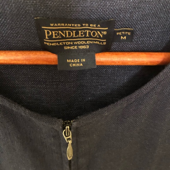 Pendleton Coat, size medium PETITE, navy blue color, great condition - Picture 2 of 3